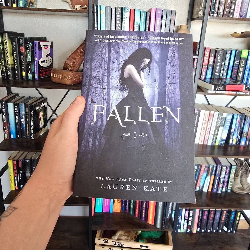 Fallen Lauren Kate Paperback Book